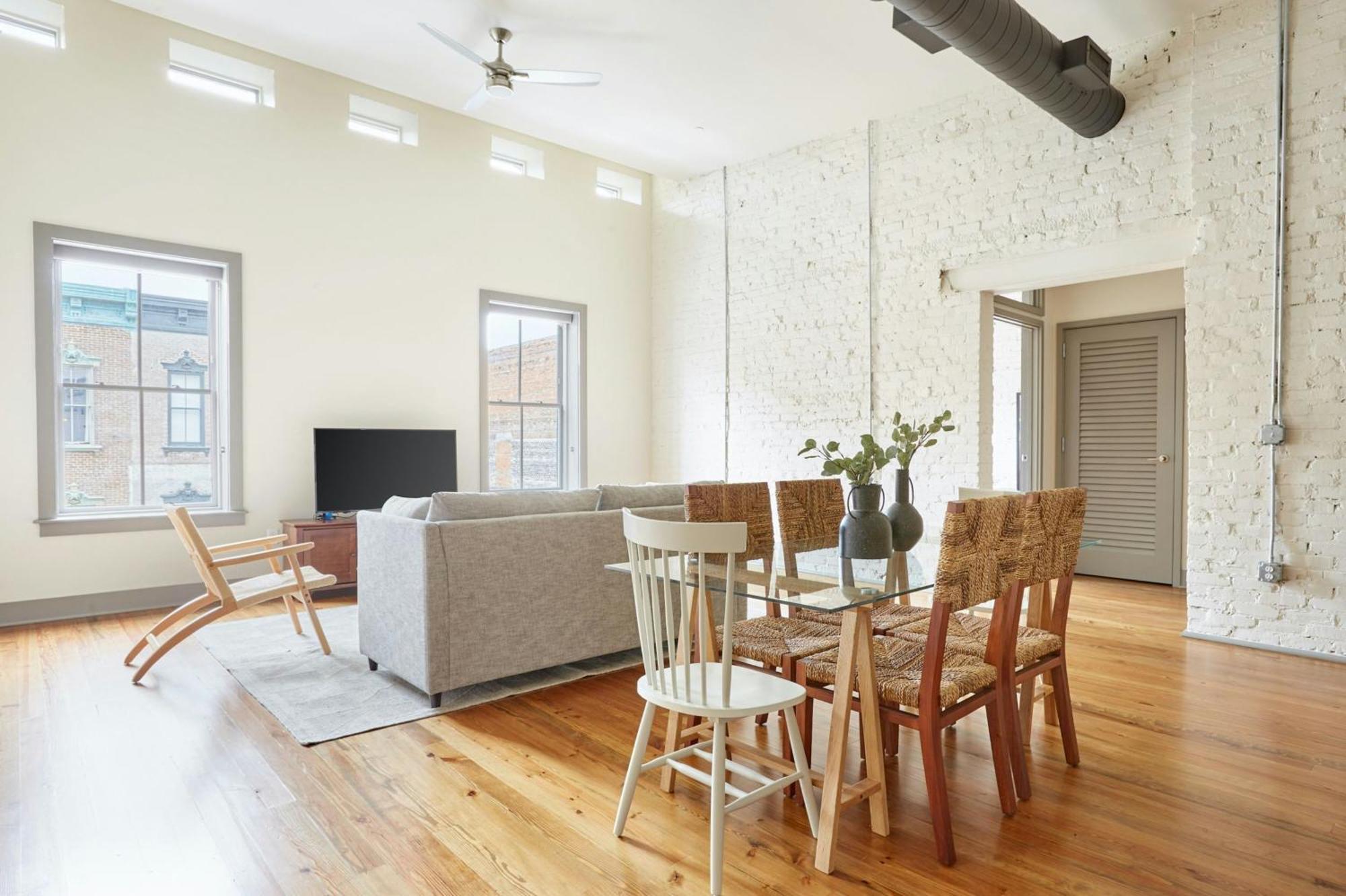Sonder By Marriott Bonvoy The Broughton Historic District Apartahotel 4*